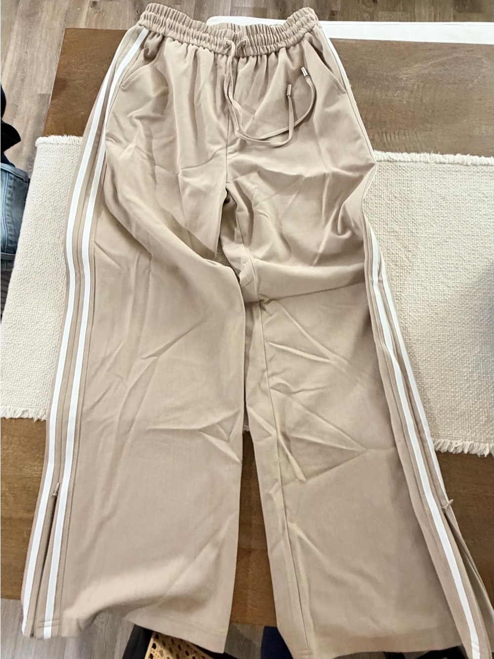 Evereve TALA Beige Wide-Leg Drawstring Track Pants with White Side Stripes - Picture 5 of 6